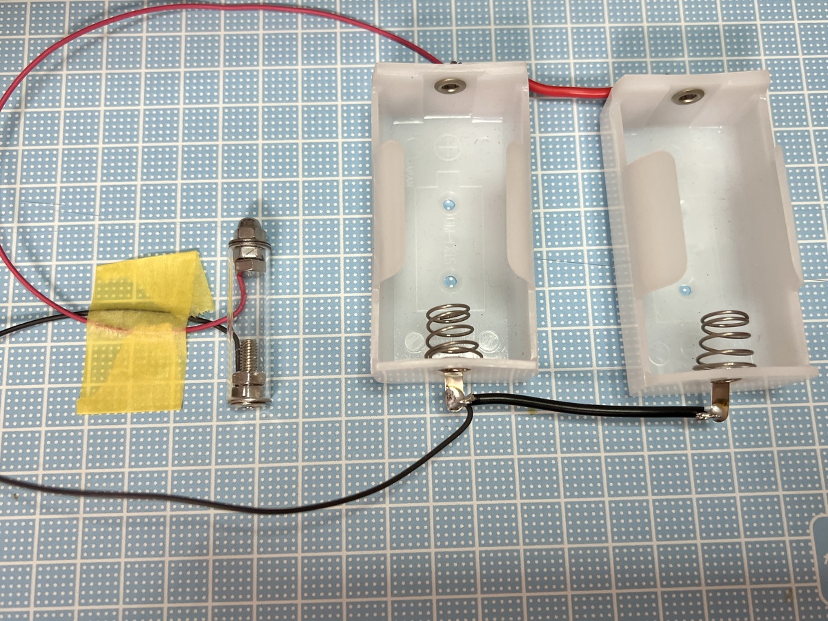 自作した単４電池を第１電池２本に容量拡張するアダプター